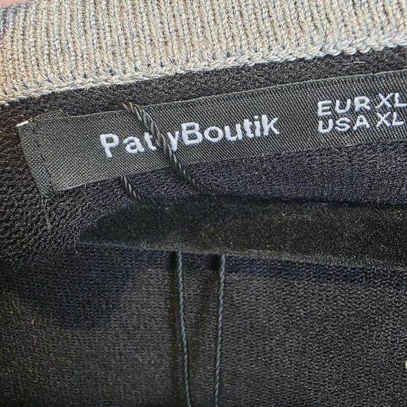 PattyBoutik Black and Gray Knit Top - Picture 4 of 5